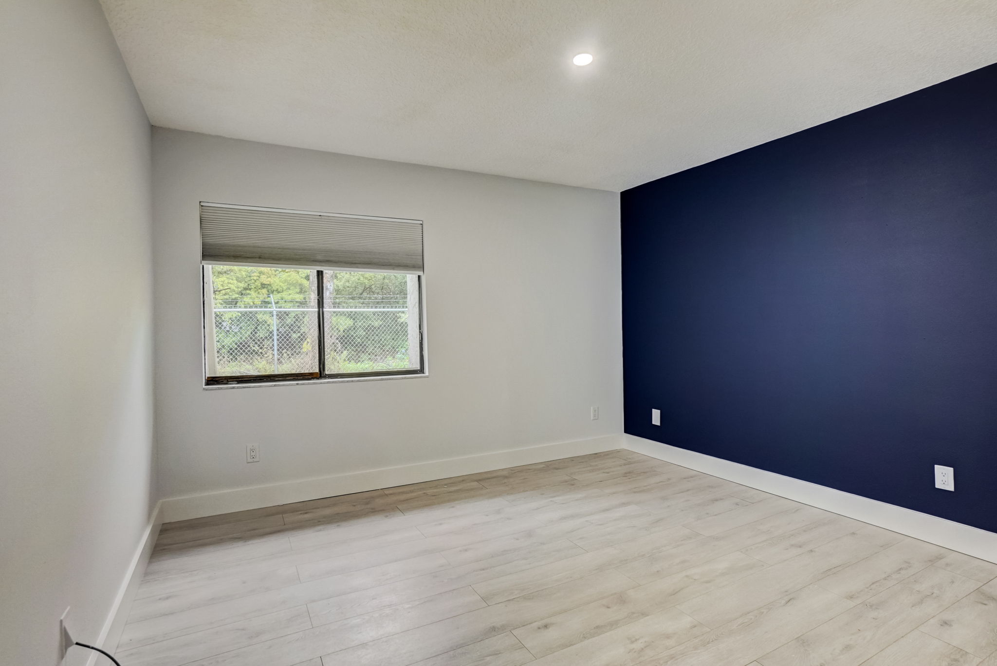 Plaza Gate Ln 1071 -014