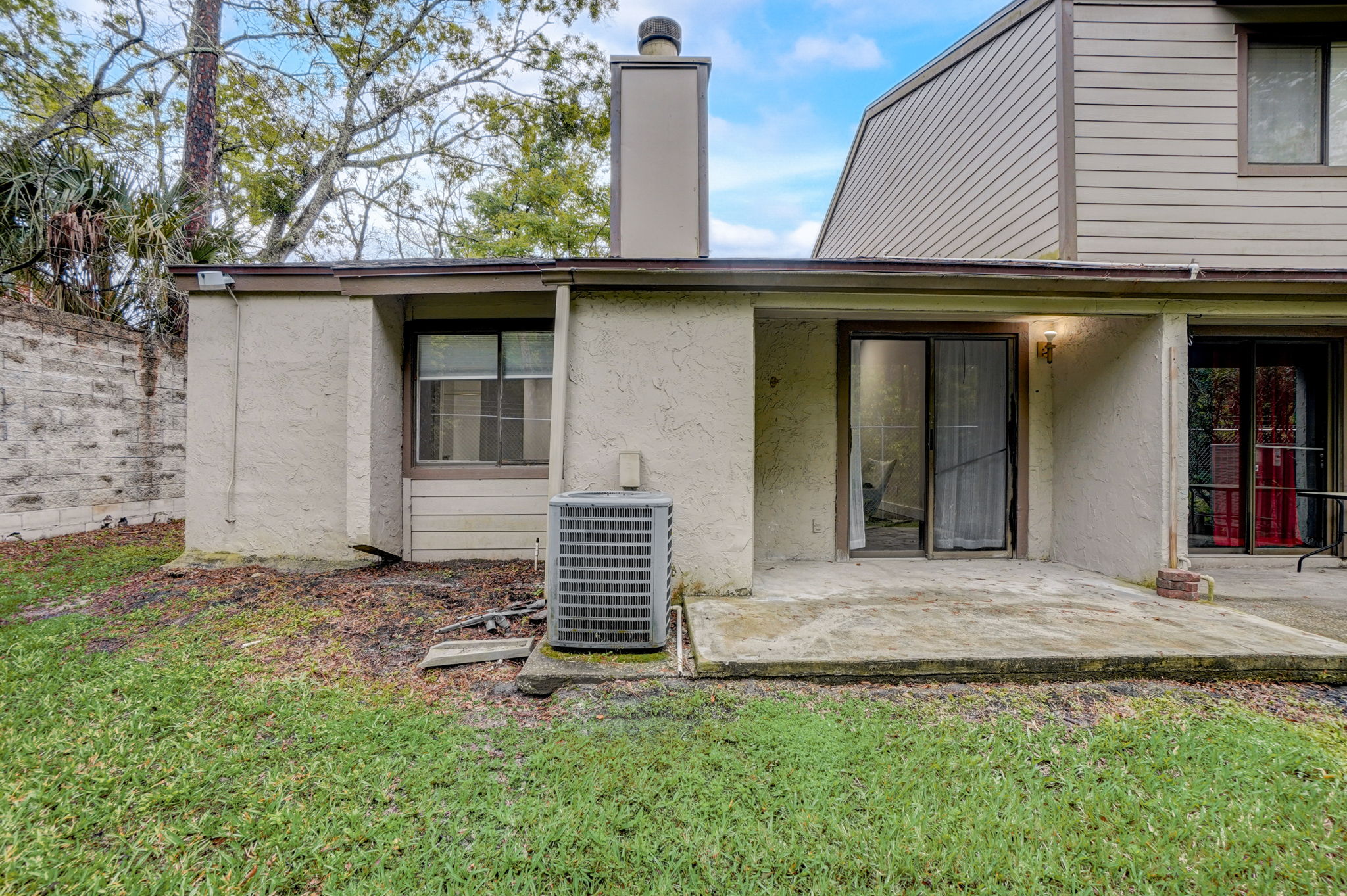 Plaza Gate Ln 1071 -022