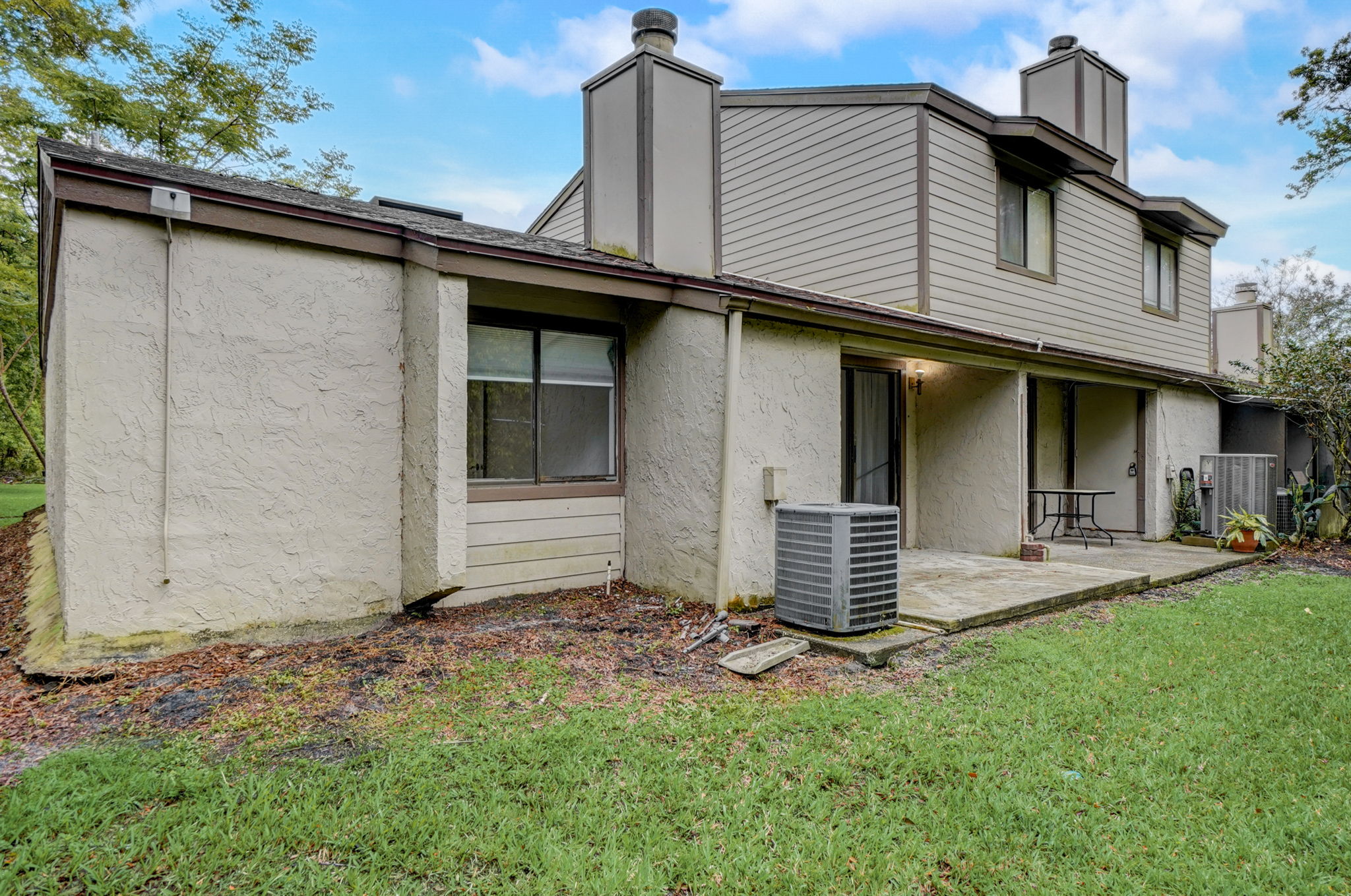 Plaza Gate Ln 1071 -023