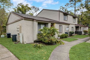 Plaza Gate Ln 1071 -001
