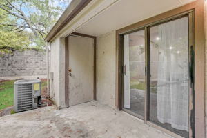 Plaza Gate Ln 1071 -020