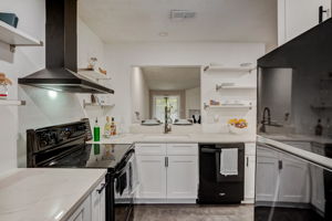 Plaza Gate Ln 1071 -009