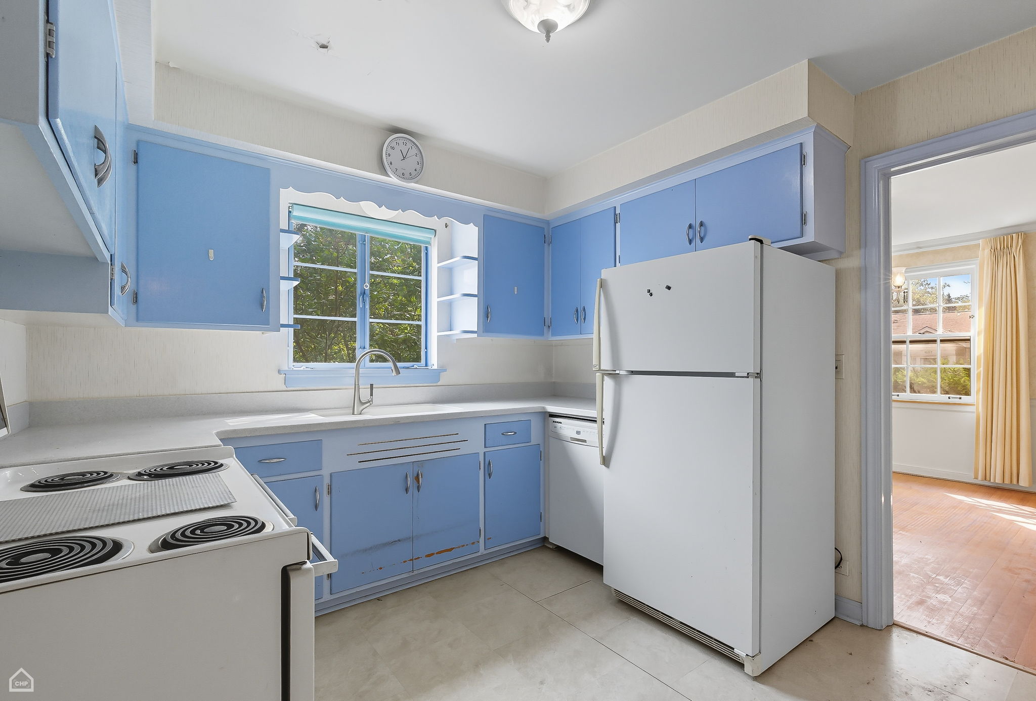 8301 S Karlov_091125_010