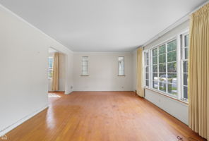 8301 S Karlov_091125_007