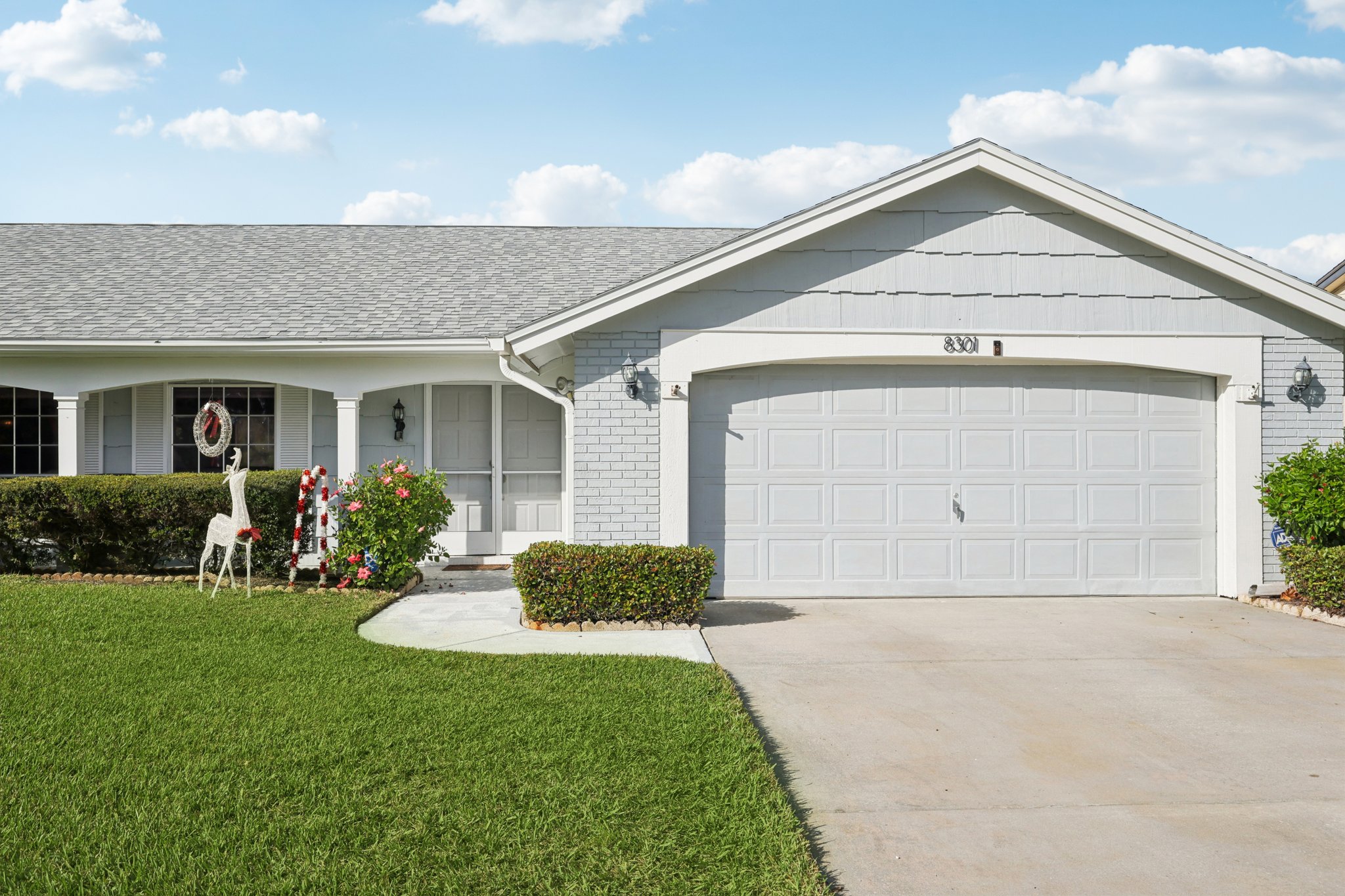 Valley Stream Ln-S2212-002.jpg