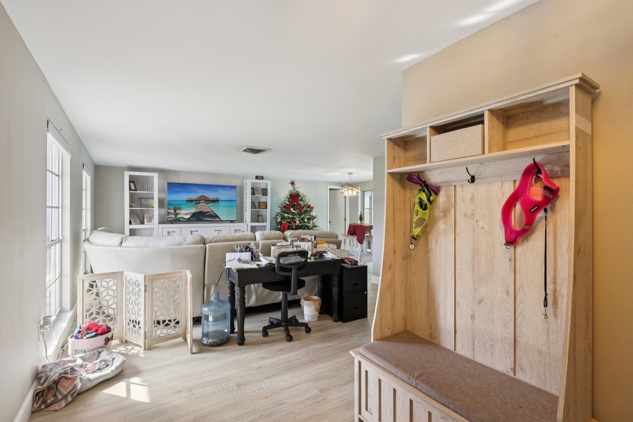 Valley Stream Ln-S2212-019.jpg