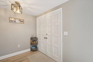 Valley Stream Ln-S2212-006.jpg