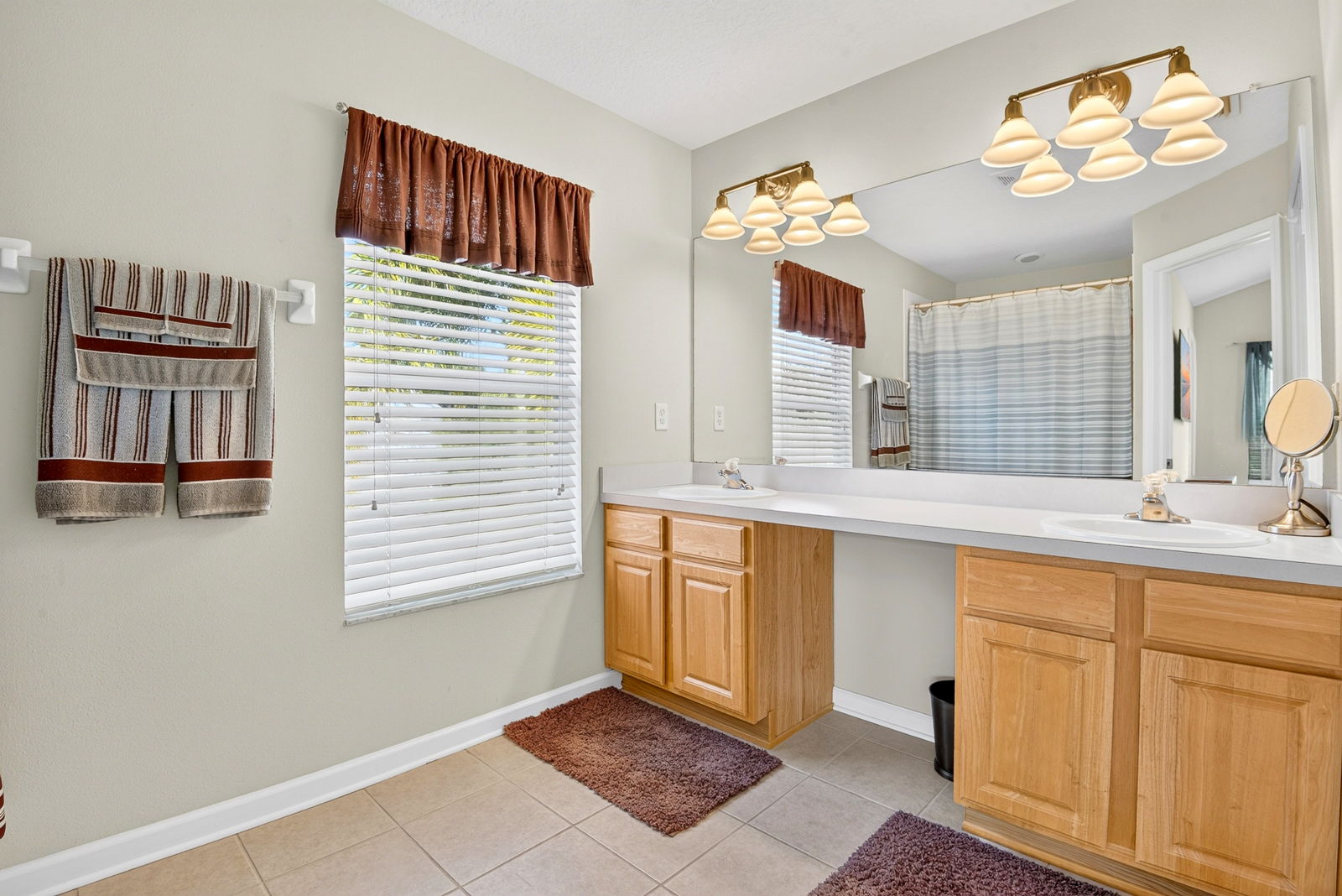  Photo 38
