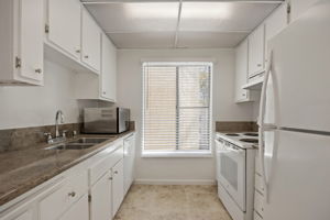 8306 Summertime Lane-14
