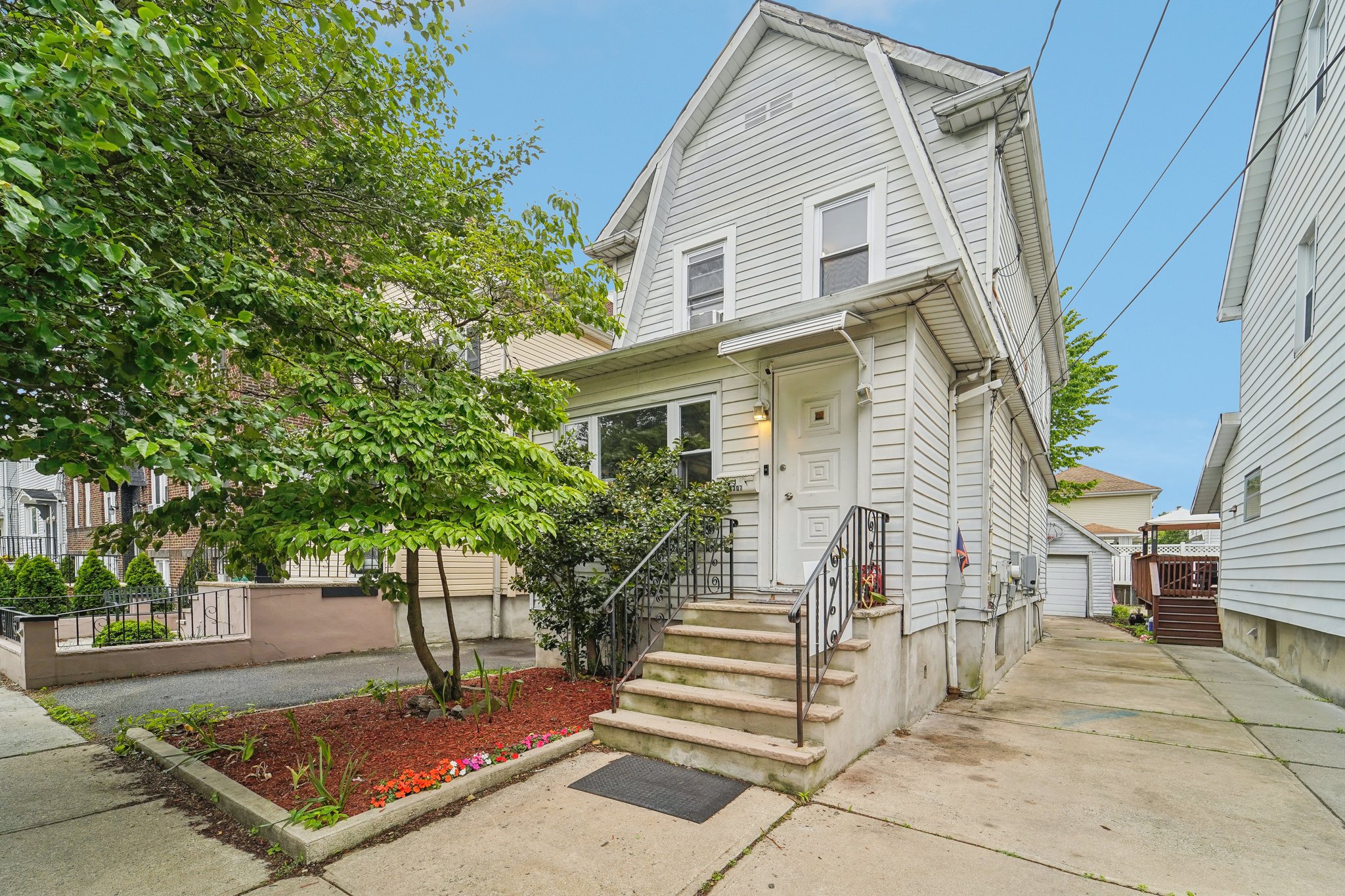 4th Ave-2205-002.jpg