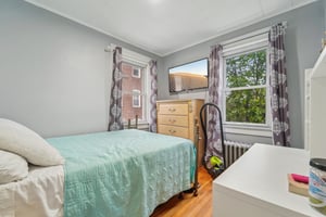 4th Ave-2205-017.jpg
