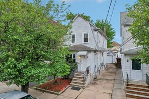 4th Ave-2205-034.jpg