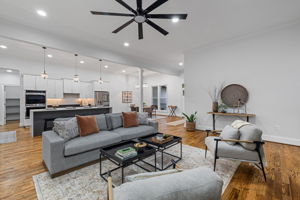 8307 Teralda Pl-17