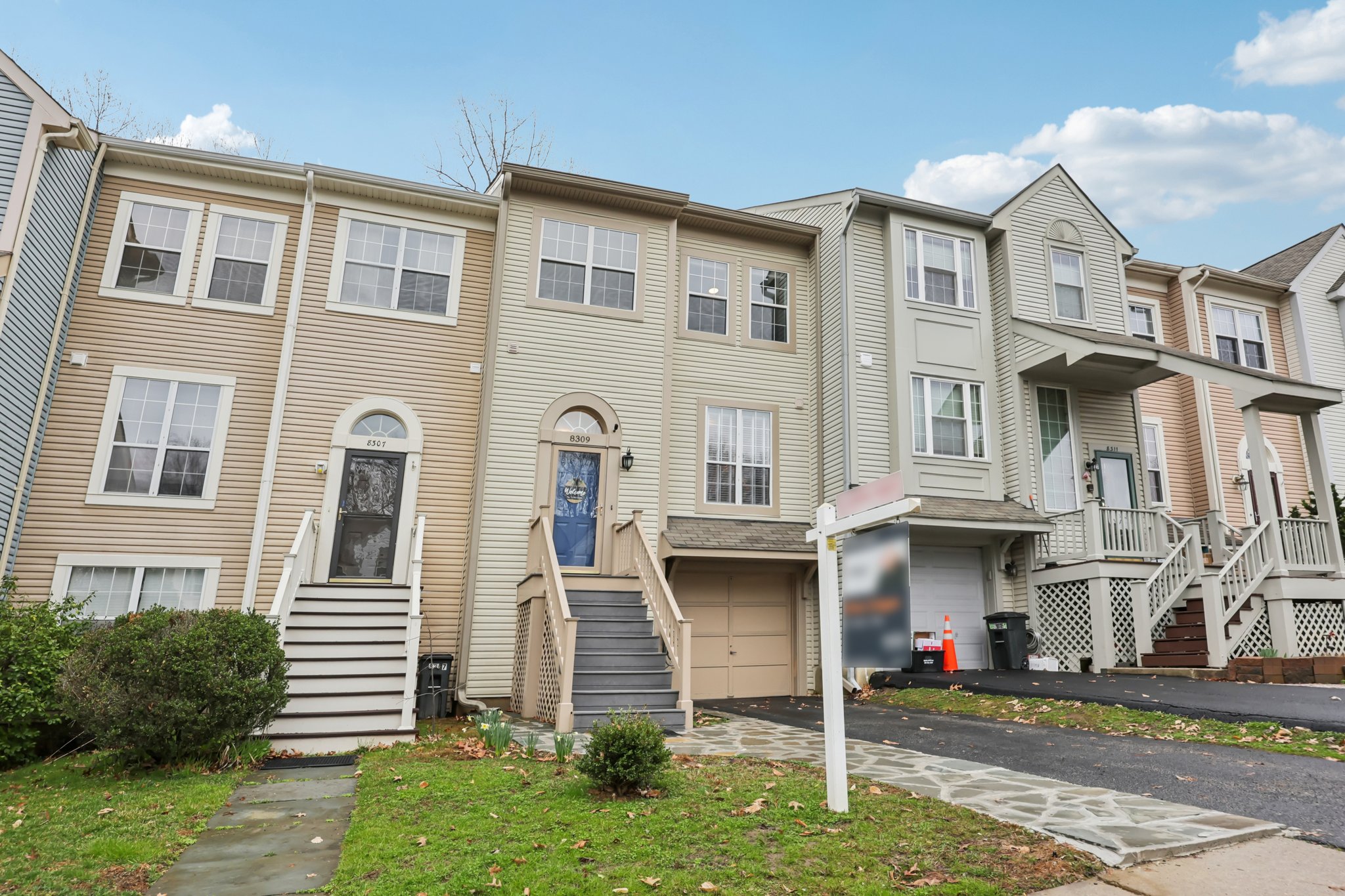 Linden Oaks Ct-S1703-005.jpg