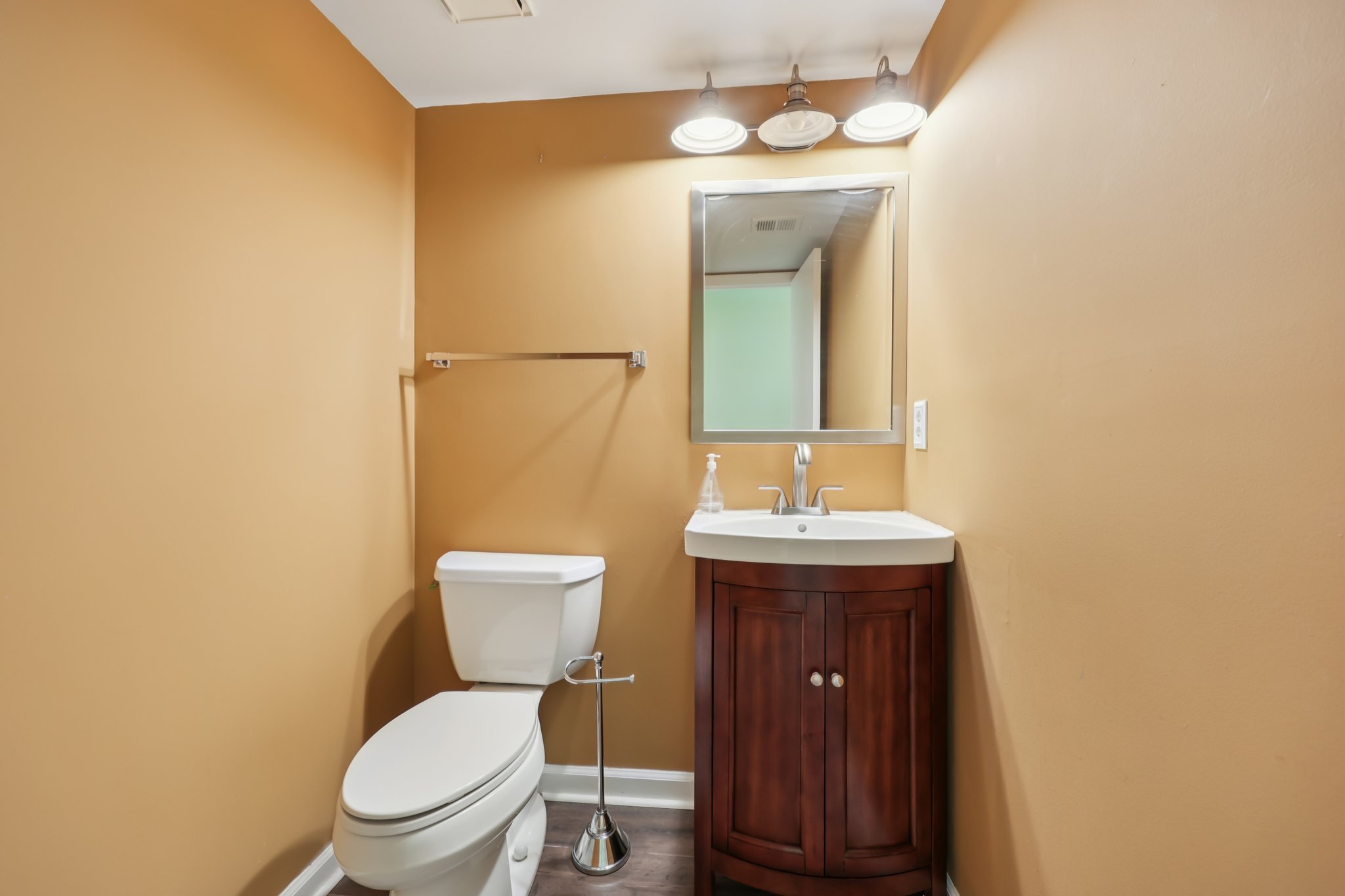 Linden Oaks Ct-S1703-022.jpg