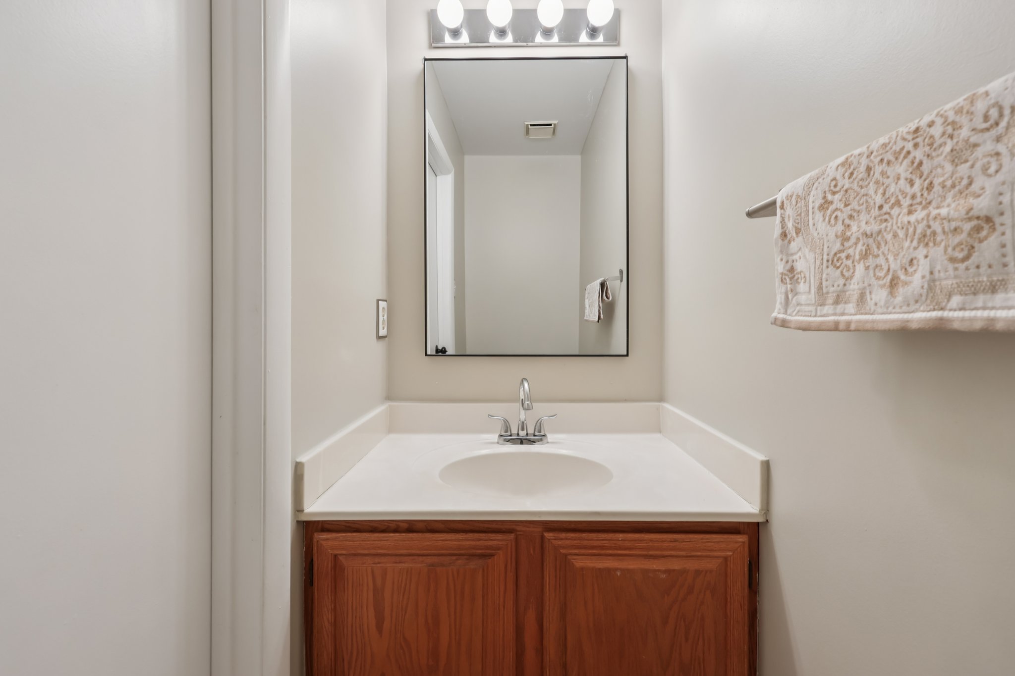 Linden Oaks Ct-S1703-023.jpg