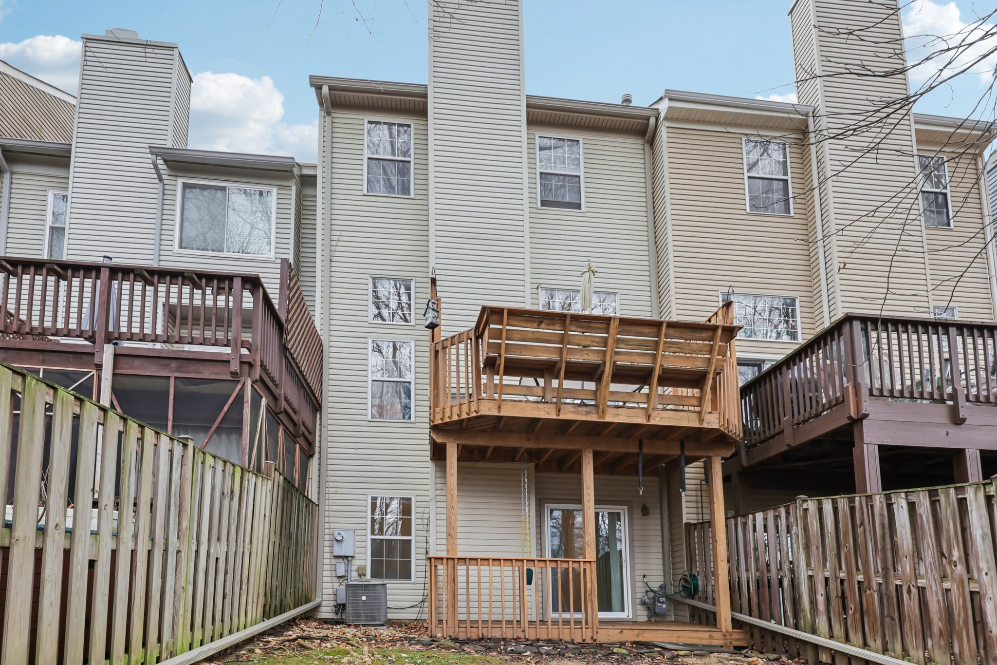 Linden Oaks Ct-S1703-040.jpg