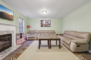 Linden Oaks Ct-S1703-008.jpg