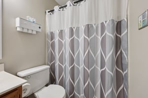 Linden Oaks Ct-S1703-025.jpg