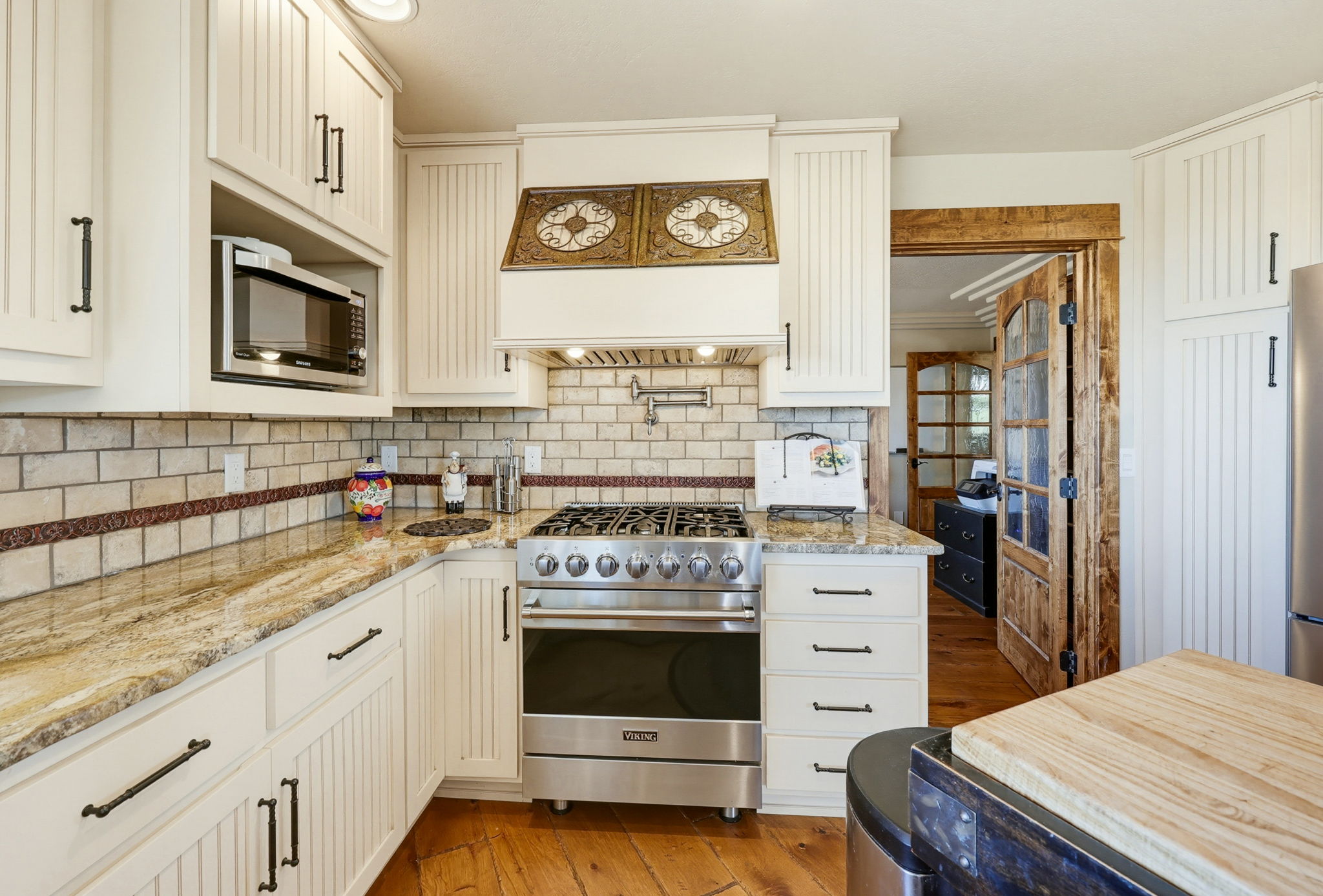  Photo 51