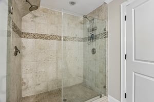 Mayflower St-S3006-035.jpg