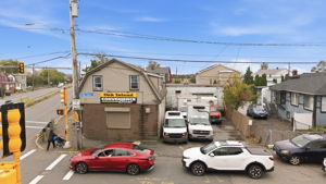  Photo 0