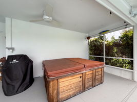  Photo 48