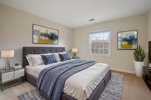 014 virtually staged.jpeg