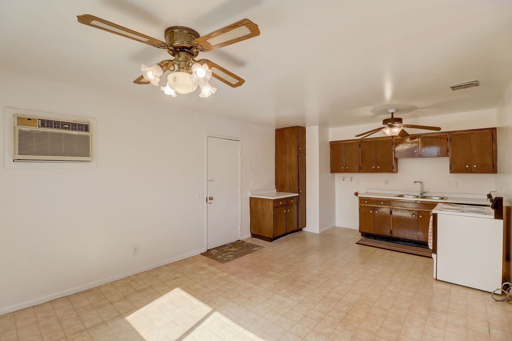 Alvarado Ave-008