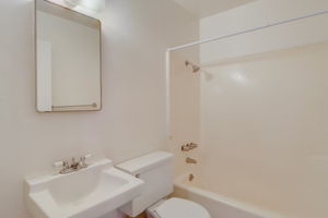Alvarado Ave-023