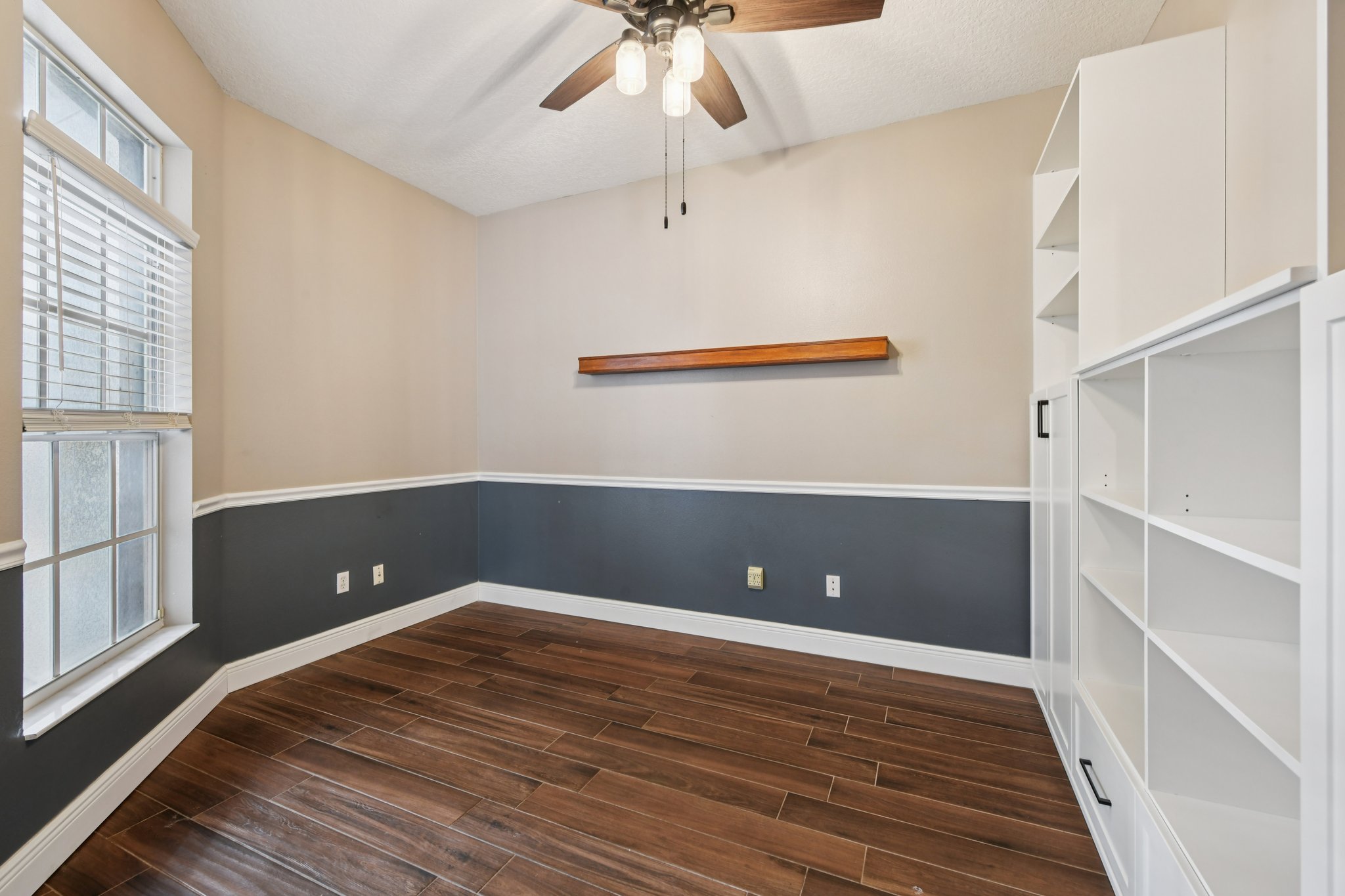 Lake Amhurst Tr-S1612-008.jpg