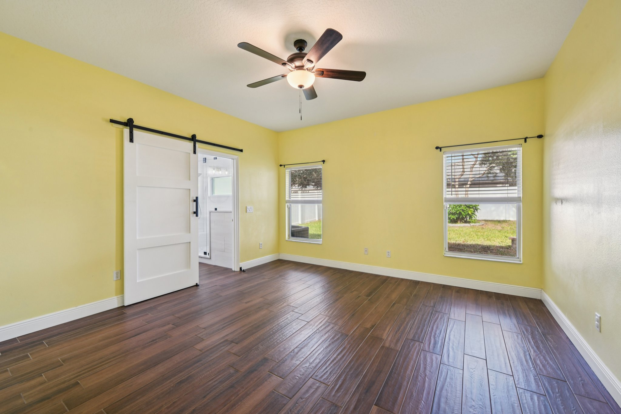 Lake Amhurst Tr-S1612-021.jpg