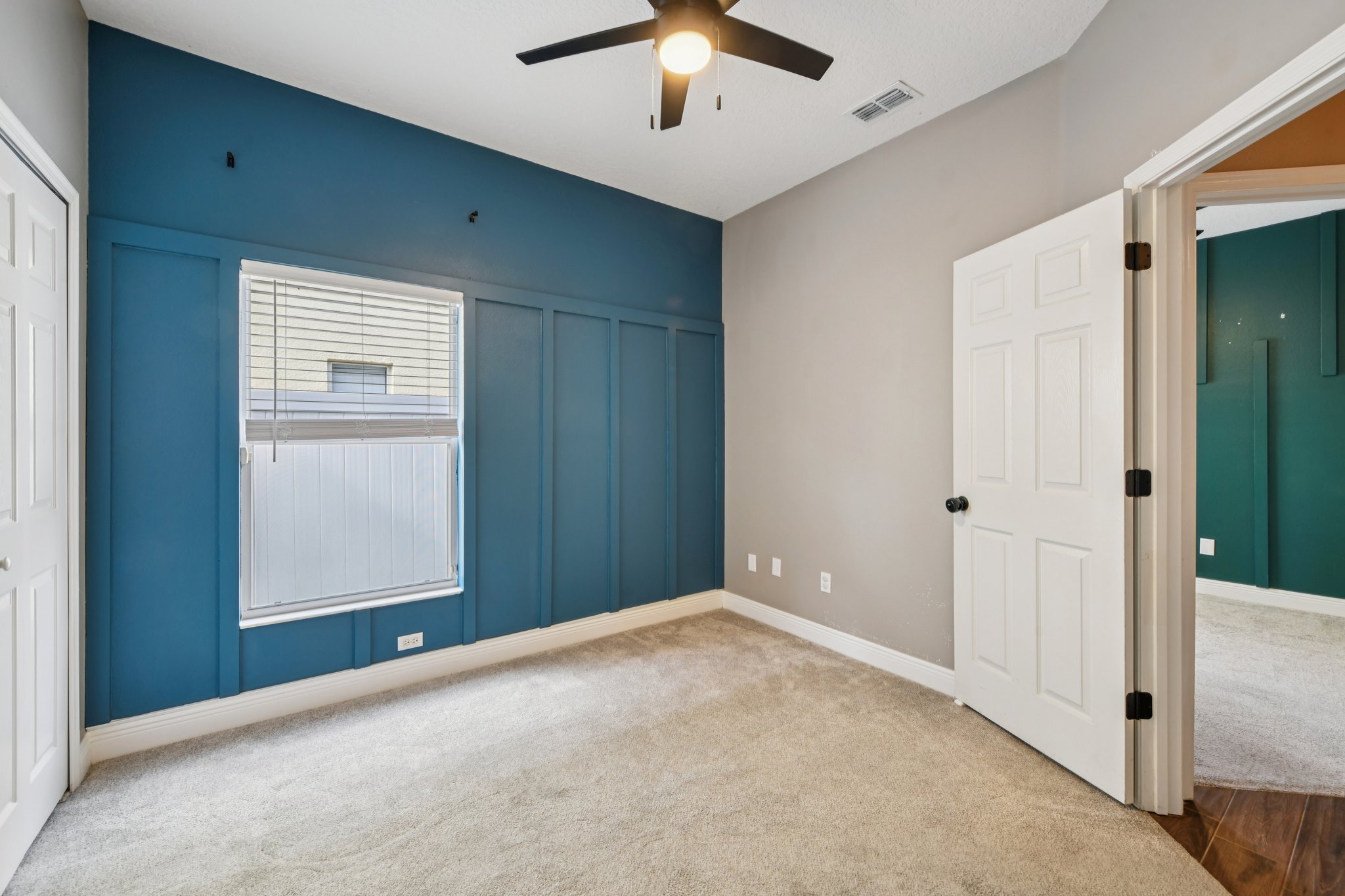 Lake Amhurst Tr-S1612-026.jpg