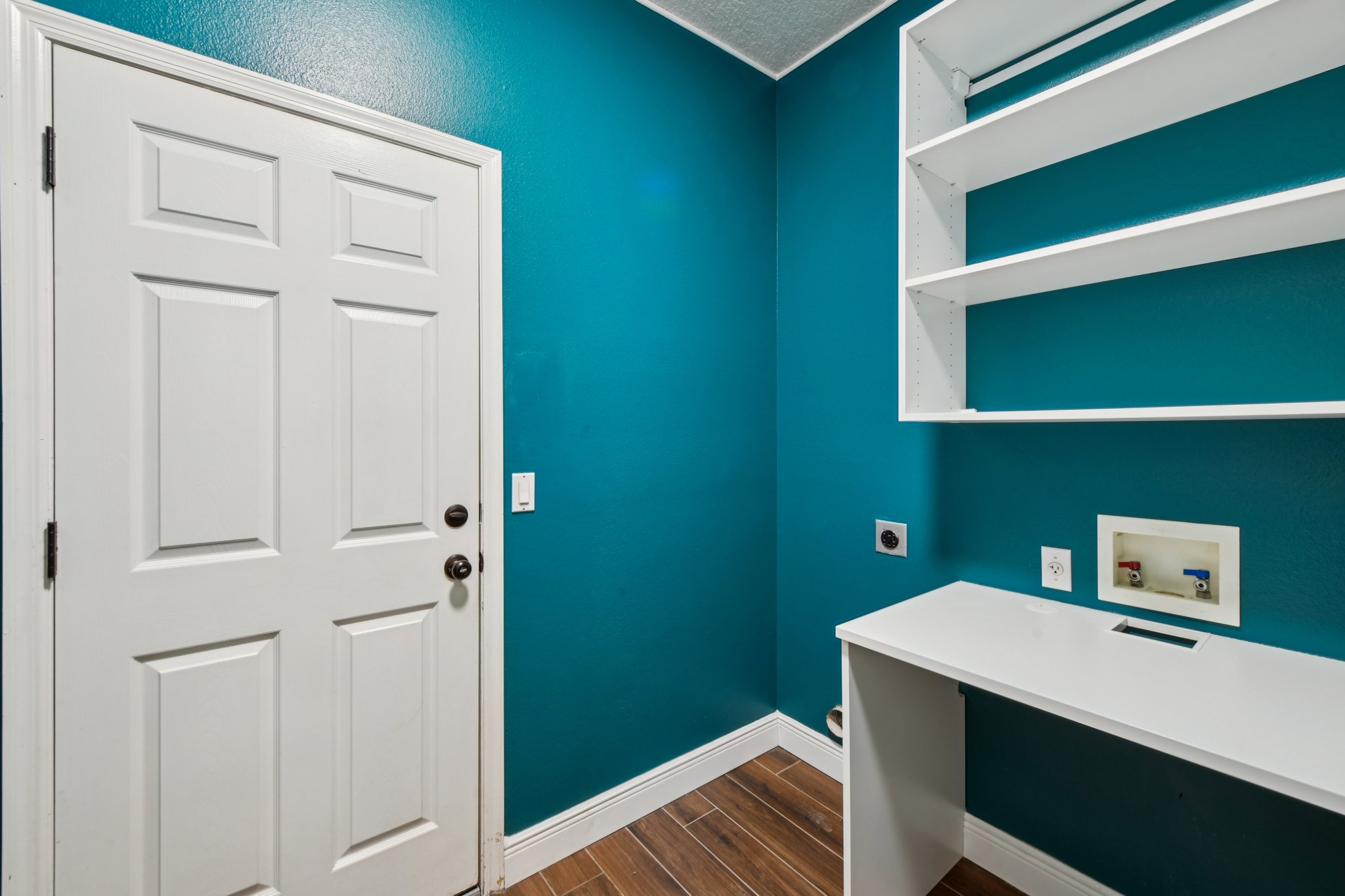 Lake Amhurst Tr-S1612-033.jpg