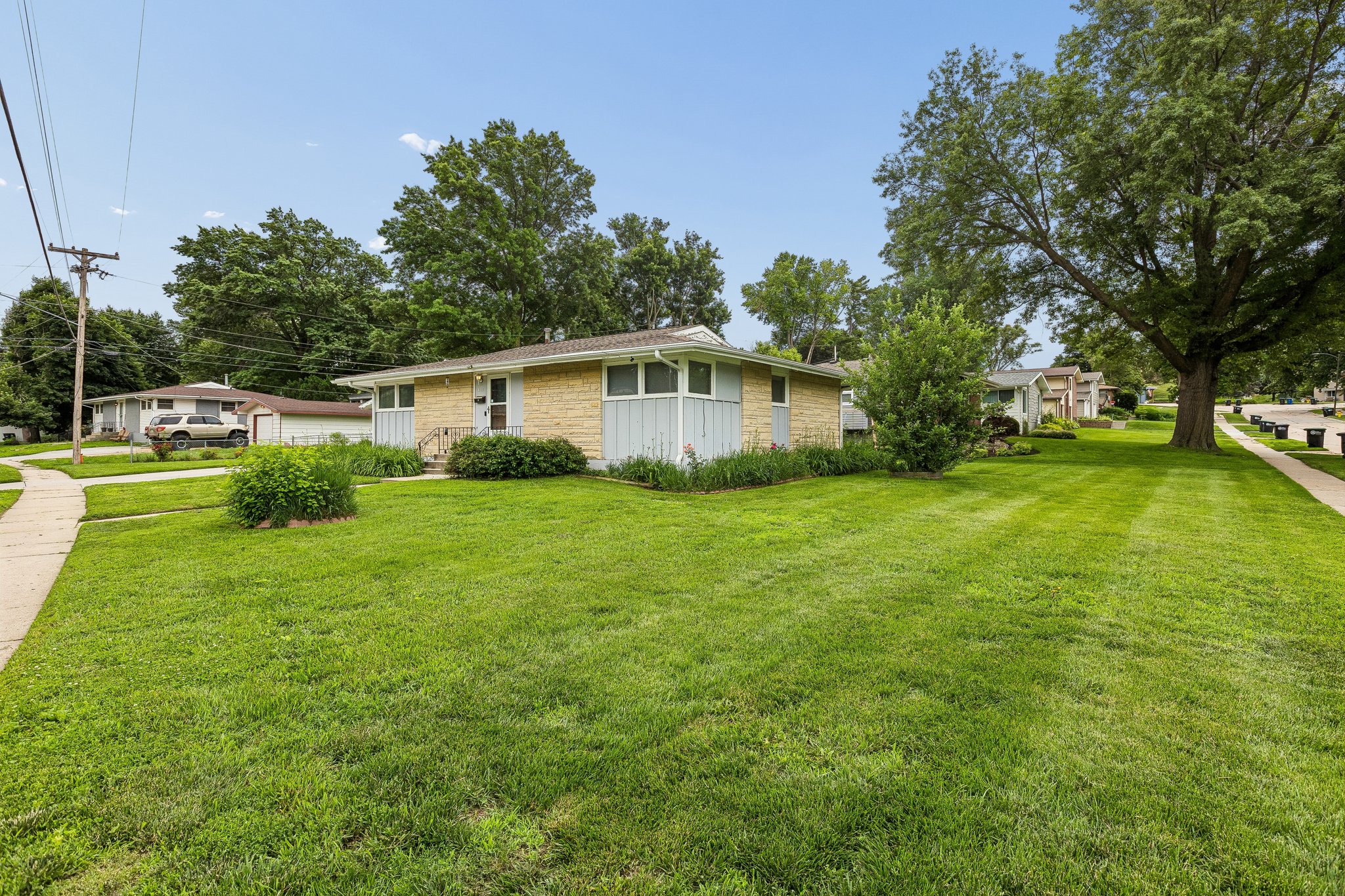 9060 - 8315 Templeton Dr_003.jpg