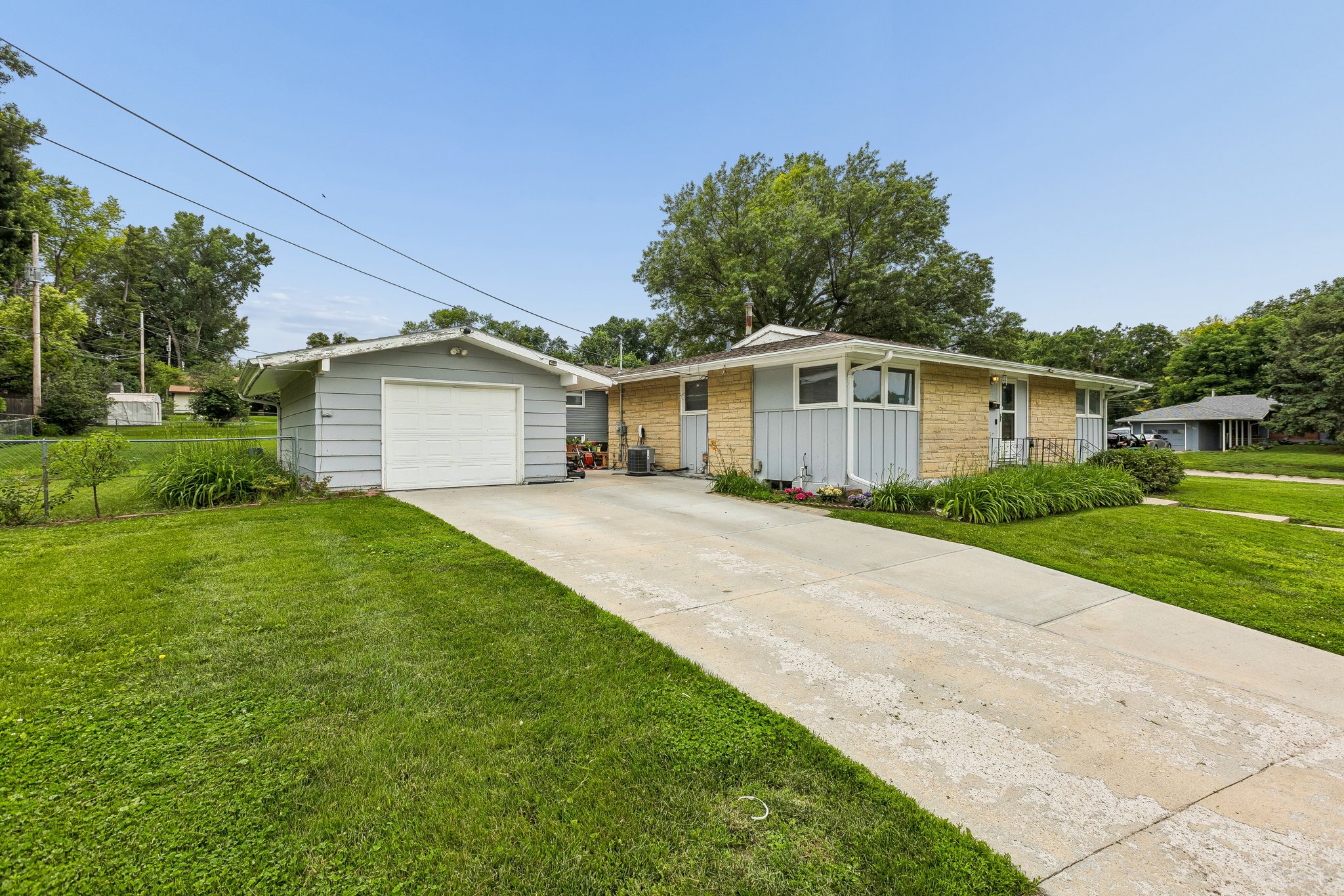 9060 - 8315 Templeton Dr_004.jpg