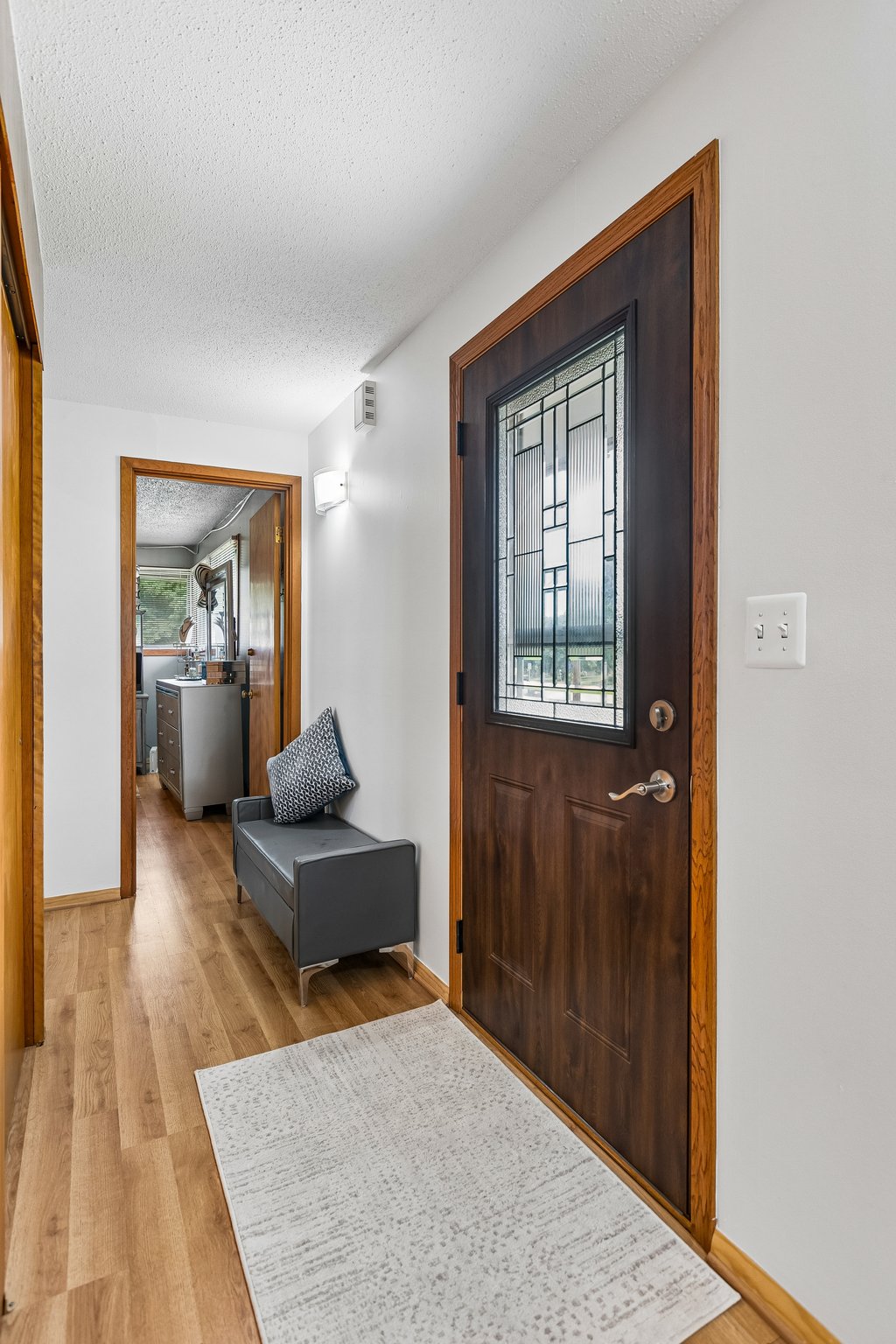 9060 - 8315 Templeton Dr_006.jpg