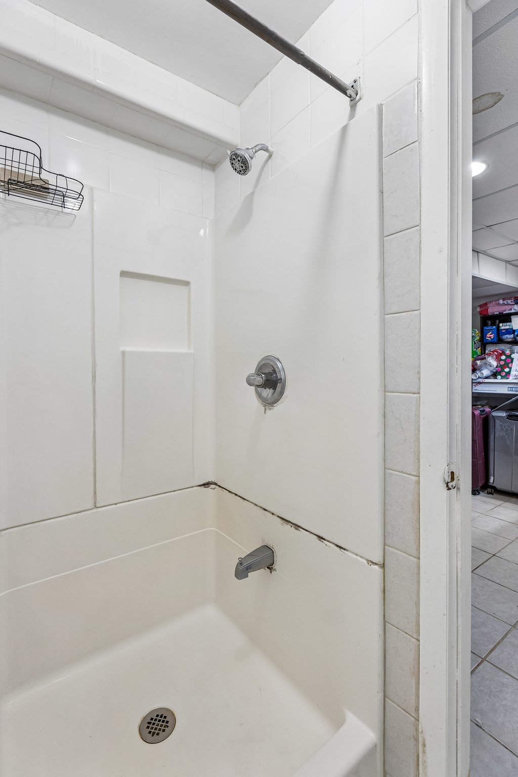 9060 - 8315 Templeton Dr_032.jpg