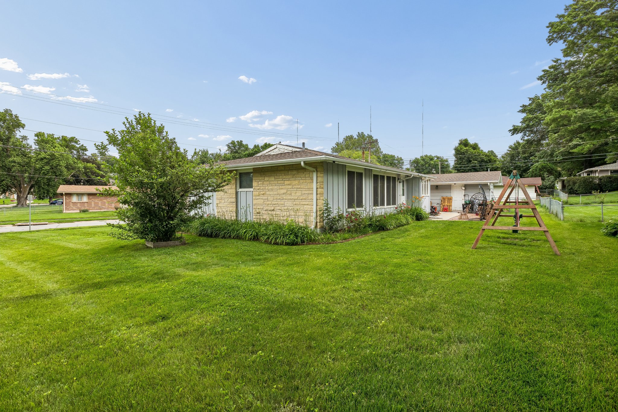 9060 - 8315 Templeton Dr_037.jpg