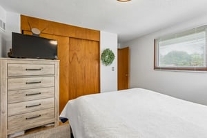 9060 - 8315 Templeton Dr_023.jpg