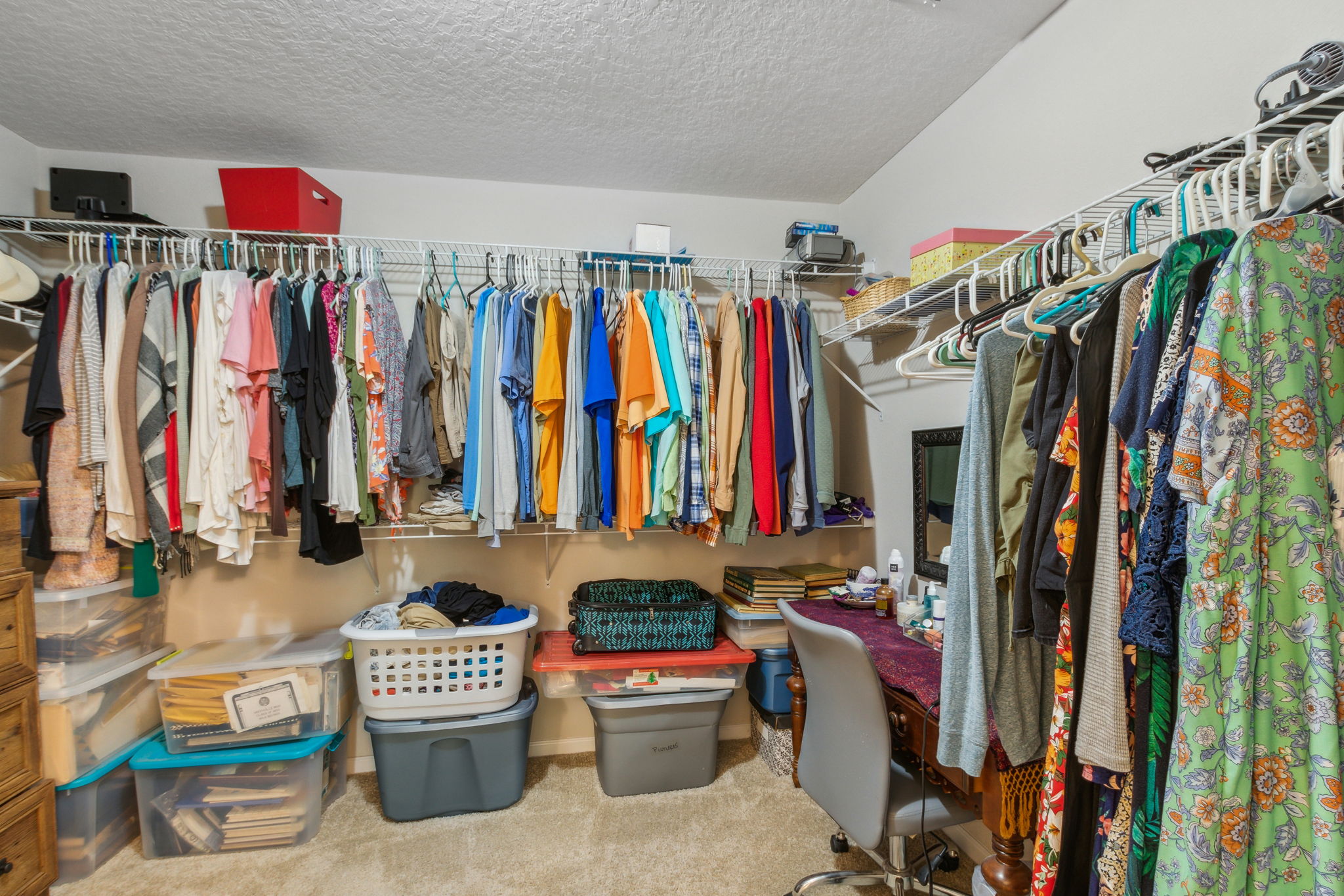 Primary Bedroom Closet