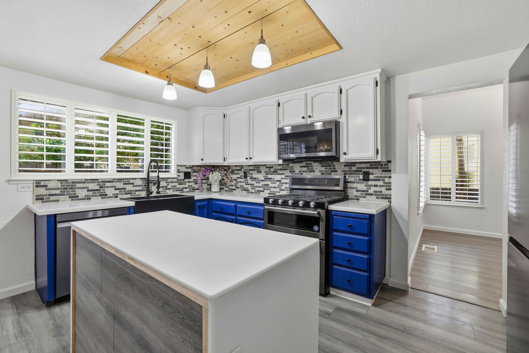 015_F8_8316 Dalkeith Way