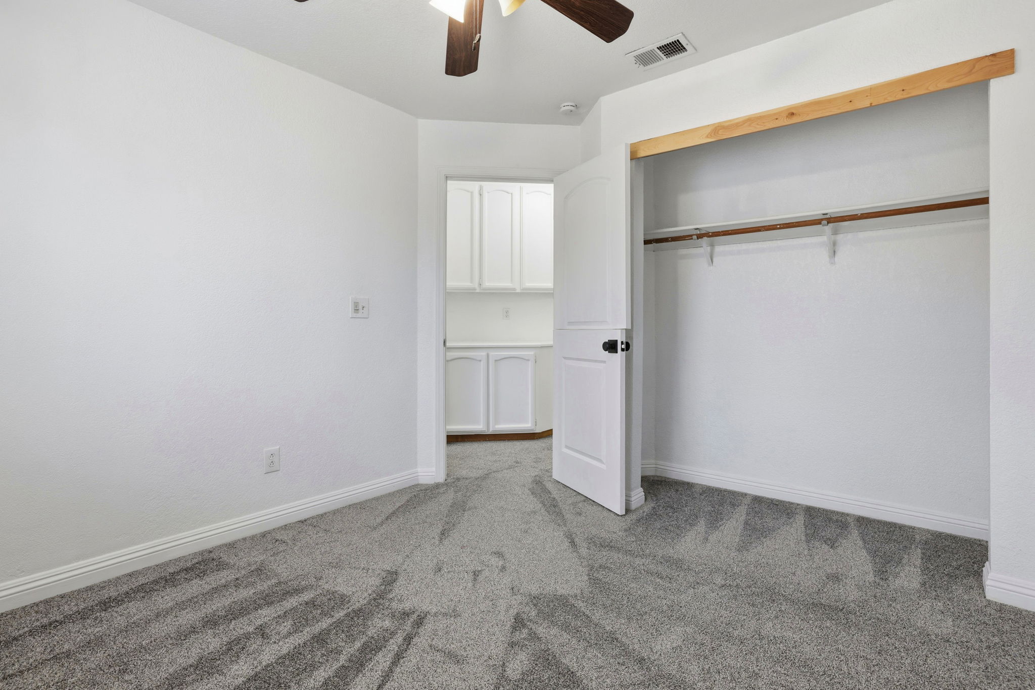 028_F8_8316 Dalkeith Way