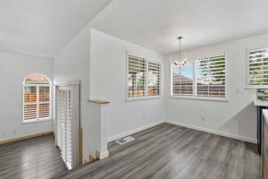 018_F8_8316 Dalkeith Way