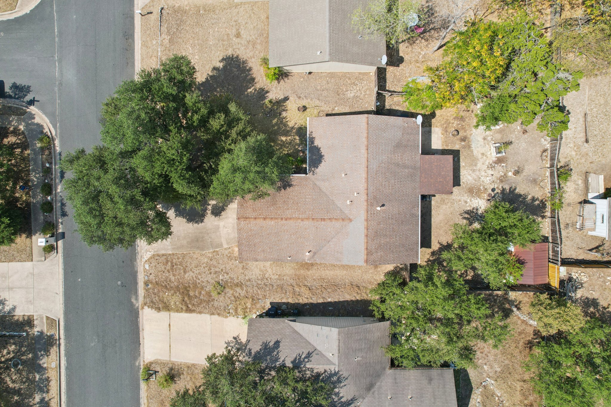 Gallatin Dr-S0410-039.jpg