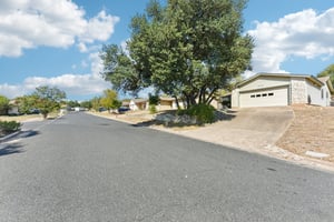 Gallatin Dr-S0410-004.jpg