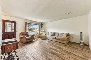 Gallatin Dr-S0410-005.jpg