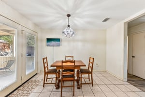 Gallatin Dr-S0410-010.jpg