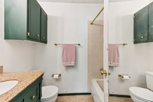 Gallatin Dr-S0410-025.jpg