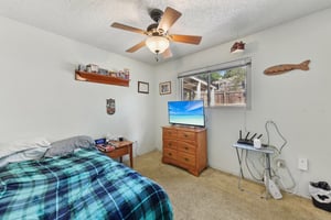 Gallatin Dr-S0410-028.jpg